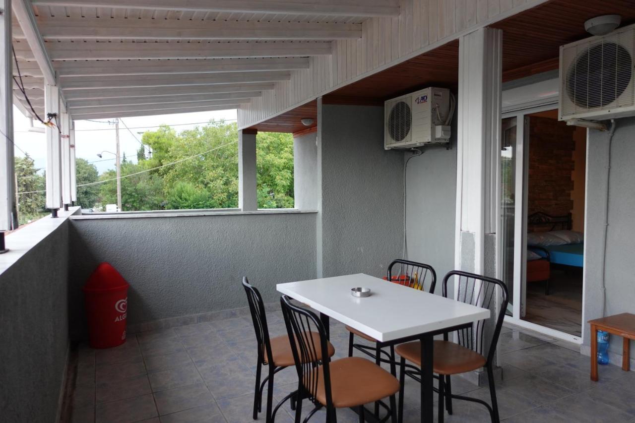 Camping Mitikas And Bungalows Plaka Litochorou Room photo