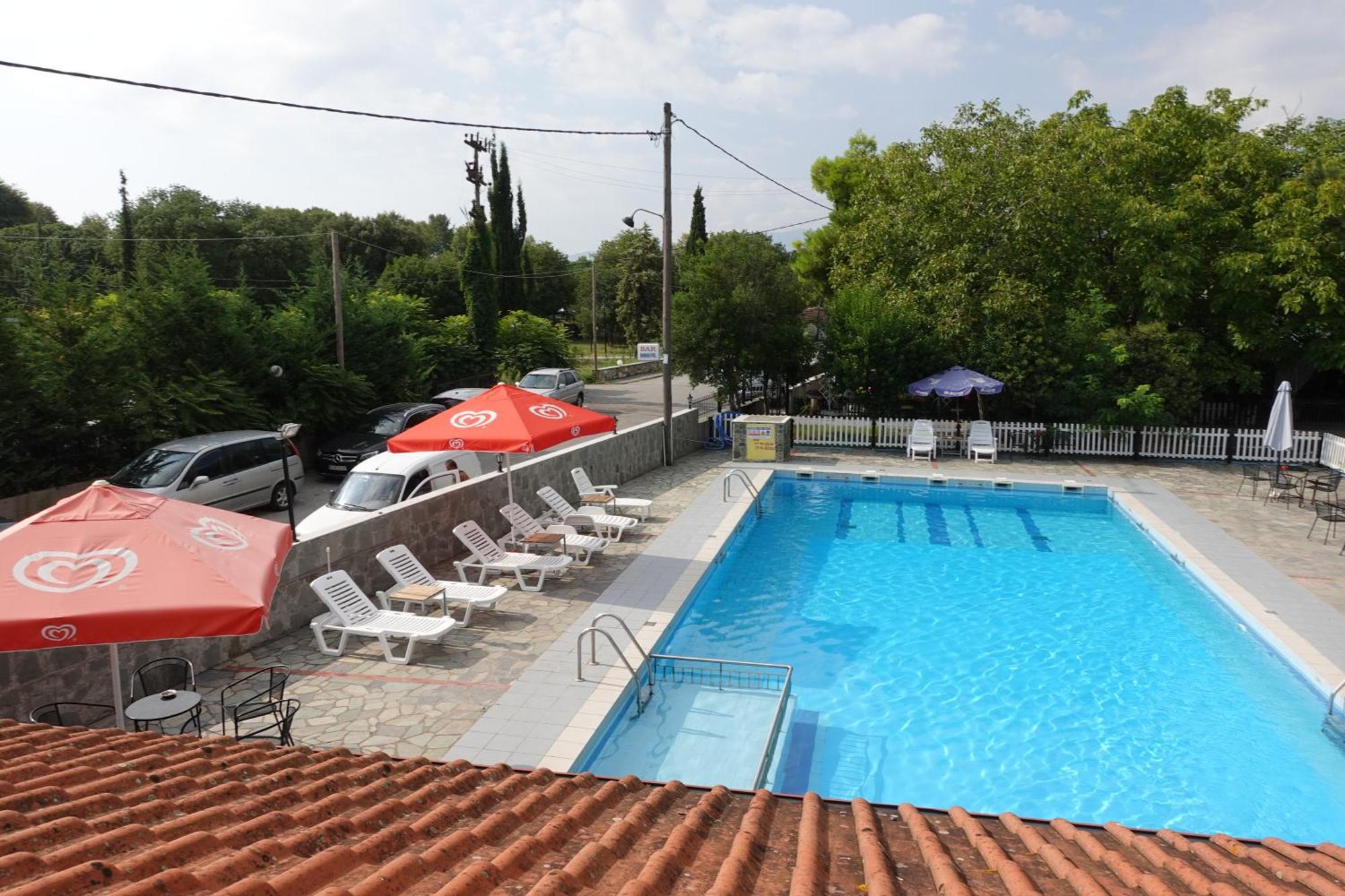 Camping Mitikas And Bungalows Plaka Litochorou Exterior photo